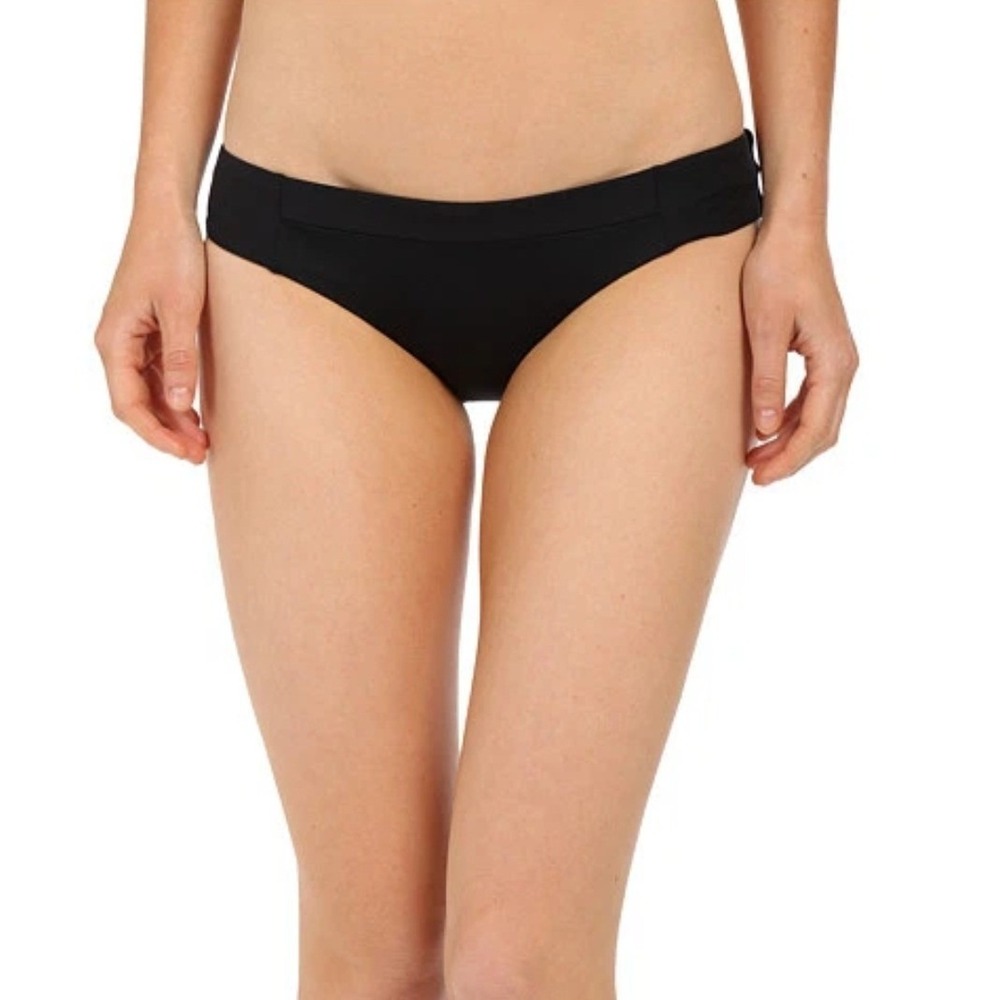 Vitamin A NWT Adriana Hipster EcoLux Bikini Swim Bottom Black Size 6 Small